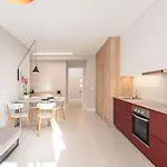 Evans Luxurious Apartment 3